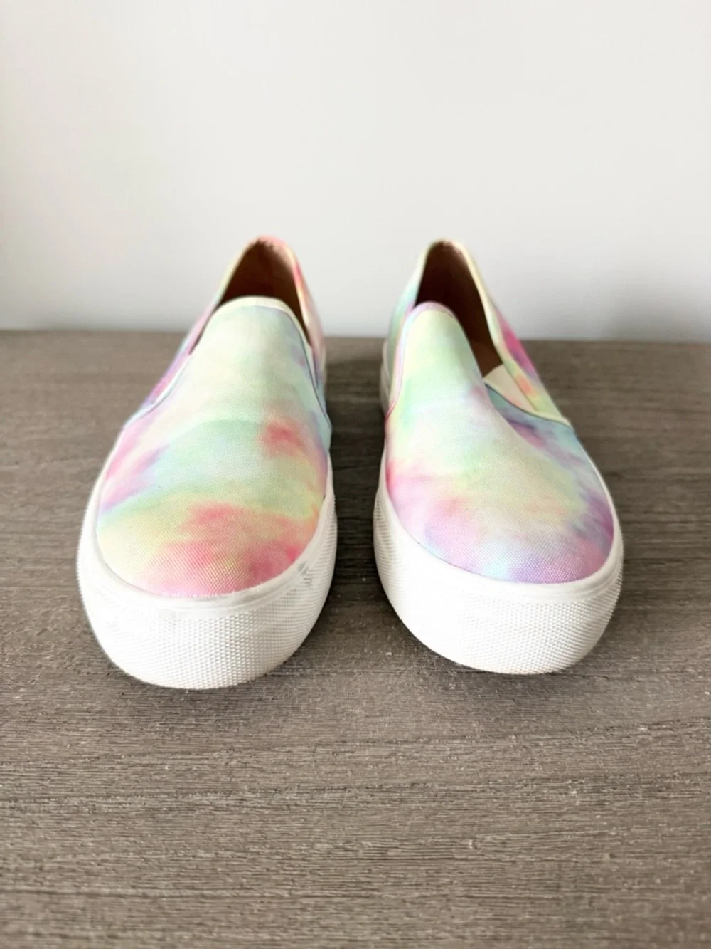 Steve Madden Toshe Slip-On Platform Sneakers in Canvas Pastel Tie-Dye Size 8.5